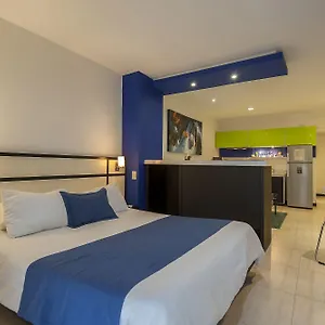 Aqua Granada **** Cali